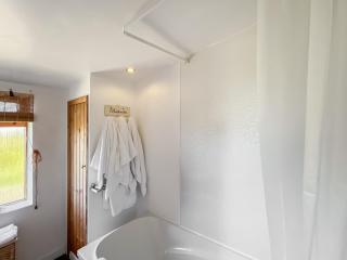 Rose Cottage - - 9