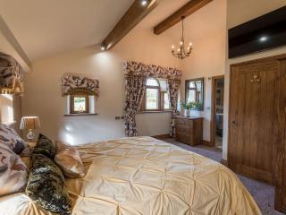 Sycamore Barn - Uk33353 - Buttershaw - 3