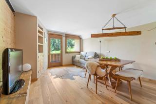 Chic Wellness Apartment and Balcony - Maloja - 9