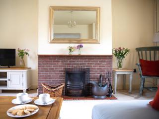 Dulcie Cottage - Benson - 6