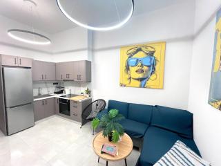Mirianos - New City Apartment - Moírai - 2