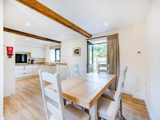 Stirrup - Uk47946 - Oswestry - 7