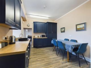 Voe House - - 4