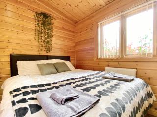 Pine Lodge - Uk46279 - Camerton - 2