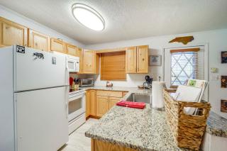 Walk to Ski Lift Beech Mountain Condo - Beech Mountain - 9