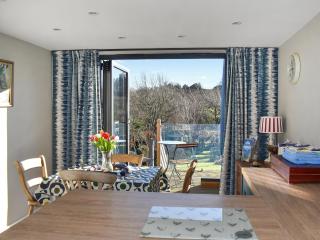 The Apricot Tree - Carisbrooke - 9