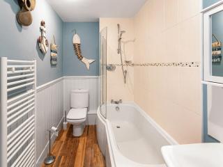 Smugglers Den - Beadnell - 1