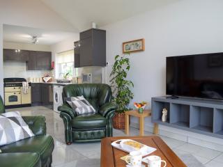 Bumble Lodge - Llynclys - 7
