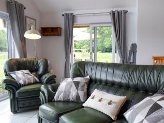 Bumble Lodge - Llynclys - 8