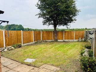 Luxe 2 Bedroom House Derby City - Derby - 5