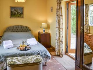 Bradcar Farm Cottage - Snetterton - 5