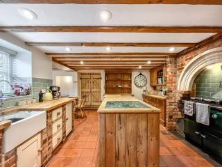 Gladwyn Cottage - Sutton Benger - 2
