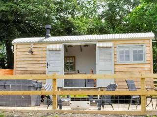 Shepherds Hut Retreat - Shootend - 8