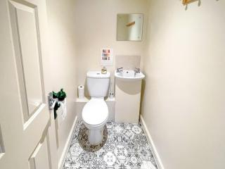 Lily Pad 4 - Uk43910 - Nassington - 1