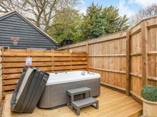 Barwick Lodge - 9
