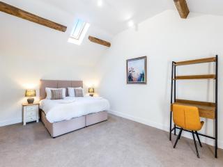 Stirrup - Uk47946 - Oswestry - 5