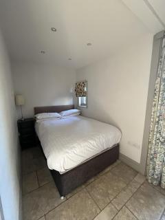 Thornton Manor - Holiday Cottages and Apartments - Heswall - 2