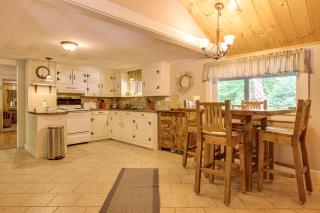 Home with Outdoor Entertainment Area in Ashland! - Ashland - 3