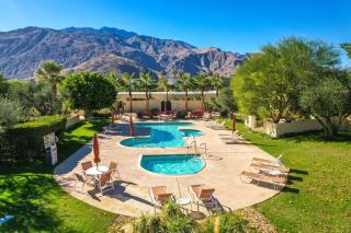 Serene Haven with Private Dipping Pool Walk to Town - Palm Desert - 0