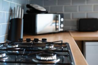 3-bedroom House W Free Parking, Near Man Airport! - Manchester - 7