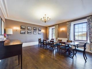 Voe House - - 6