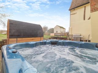 Sycamore Farmhouse - Ipswich - 0