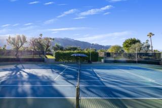 Serene Haven with Private Dipping Pool Walk to Town - Palm Desert - 7