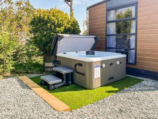The Lodge Pod - Barrow in Furness - 3