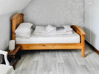 Grantham House - 2