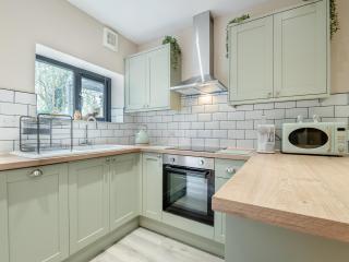 Wisteria Cottage - South Cerney - 6