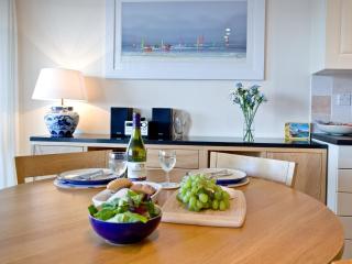 Top Deck 6 - Linden Court - Brixham - 3