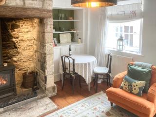 Cenwulf Cottage - 8