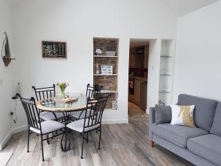 Apple Barn Cottage - Brixham - 8
