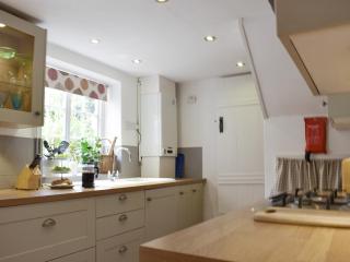 Cenwulf Cottage - 5