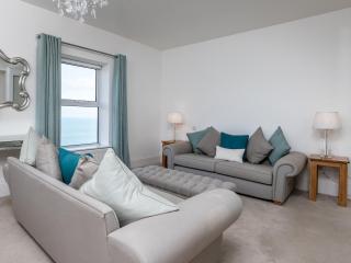 The Cliff Top, Torquay - Torquay - 9