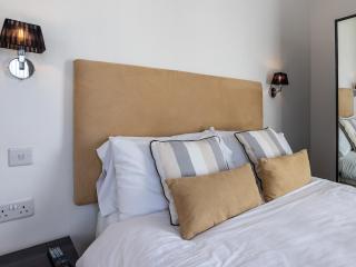 The Cliff Top, Torquay - Torquay - 8