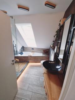 Loft mit Whirlwanne - Stadtnah! - Nittendorf - 6