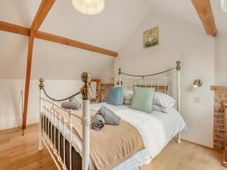 The Hay Barn - Ukc4135 - Arlingham - 3