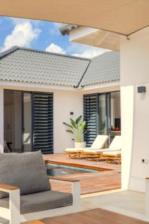 NEW Tropical Villa I Seaview I 5 min to Beach I 4BR - 1