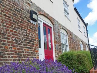 Sail Loft Apartment - Whitby - 8