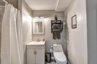 Beautiful Midtown home-sleeps 13 - Atlanta - 6