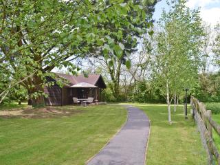 Strawberry Lodge - Cheddar - 3
