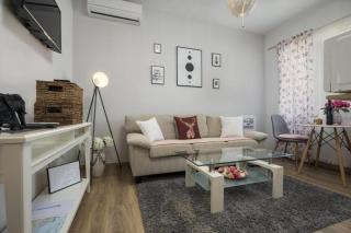 Apartments with parking spaces Rovinj - 24549 - 9