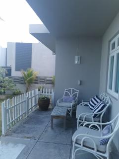 Beachfront Escape in Authentic Mauritian Paradise - Blue Bay - 2