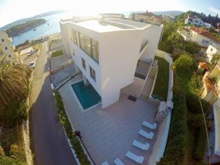 Seaside luxury villa with a swimming pool Trogir - 24341 - Trogir - 9