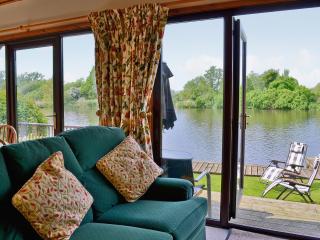 Herons View - 28279 - Brundall - 8