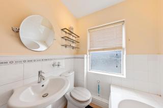 Chesterman House - Reading - 6