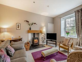 Auntie Sheilas Cottage - - 9