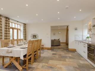 Applebarn - Uk10654 - West Pennard - 2