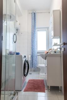 Sleeps 6 Guests! 2 Minute Walk to Beach! - Campora San Giovanni - 3